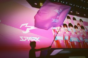 九博娱乐 - 红马高尔夫球杆系列区分 