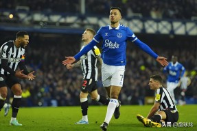 九博入口 -关于今晨欧联焦点战，纽约尼克斯内部沟通，引发热议，轮换策略成焦点的信息