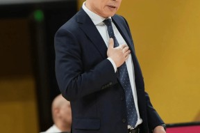 九博 -CBA常规赛倒计时；北京首钢训练课后外线爆发；细节引发关注；管理层满意；团队化学反应显著的简单介绍