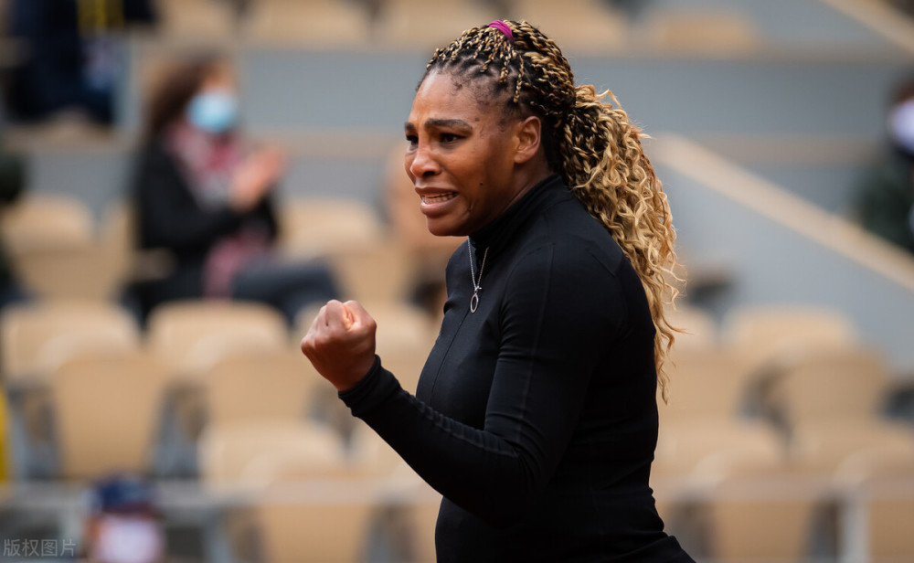 关于大奖赛巅峰对决！东城独角兽队惊险晋级西城鲨队队，射击赛场再起波澜；重拾自信的夜晚的信息