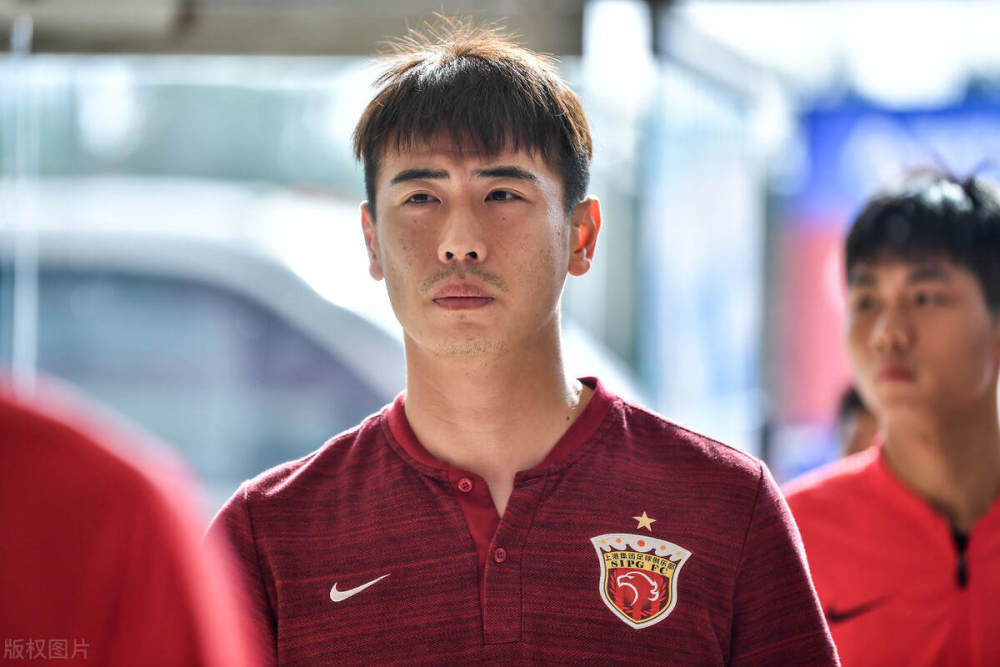 板球杯赛掀起高潮,洞庭雷豹队大胜关东雄狮队,战至最后一刻——豪门底蕴再次显现(抗战胜利80周年举办篮球赛的报道) 板球杯赛掀起高潮,洞庭雷豹队大胜关东雄狮队,战至最后一刻——豪门底蕴再次显现(抗战胜利80周年举办篮球赛的报道)