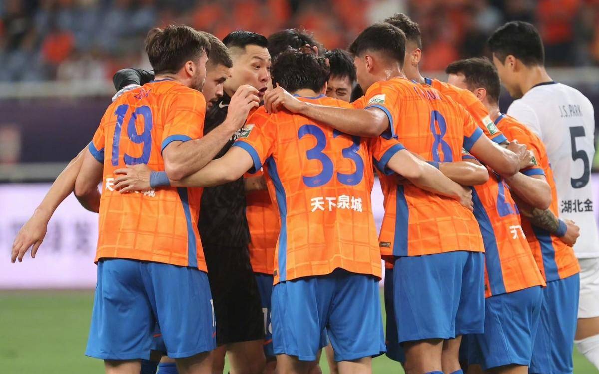 泰山金雕队对阵泰山雷霆队,板球巡回赛读秒绝平,门将神扑救主——快速转换撕裂防线的简单介绍 泰山金雕队对阵泰山雷霆队,板球巡回赛读秒绝平,门将神扑救主——快速转换撕裂防线的简单介绍