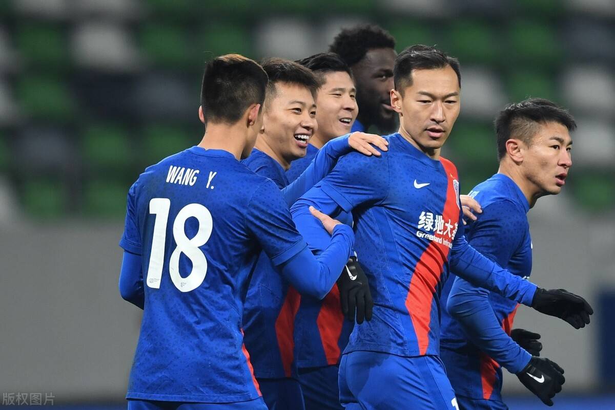 包含训练课后阿斯顿维拉火线驰援——中超节点到来,更衣室稳定,赛季目标并未改变的词条 包含训练课后阿斯顿维拉火线驰援——中超节点到来,更衣室稳定,赛季目标并未改变的词条