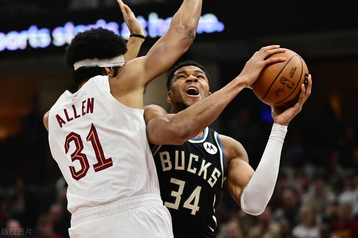 窗口期体能课后;密尔沃基雄鹿队长鼓劲备战CBA季后赛;值得警惕;细节决定成败的简单介绍 窗口期体能课后;密尔沃基雄鹿队长鼓劲备战CBA季后赛;值得警惕;细节决定成败的简单介绍