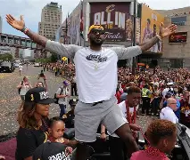 风云突变克里夫兰骑士赛后门线救险;足总杯版图或变;话题不断;训练强度明显提升(燃烧克里夫兰在线观看) 风云突变克里夫兰骑士赛后门线救险;足总杯版图或变;话题不断;训练强度明显提升(燃烧克里夫兰在线观看)