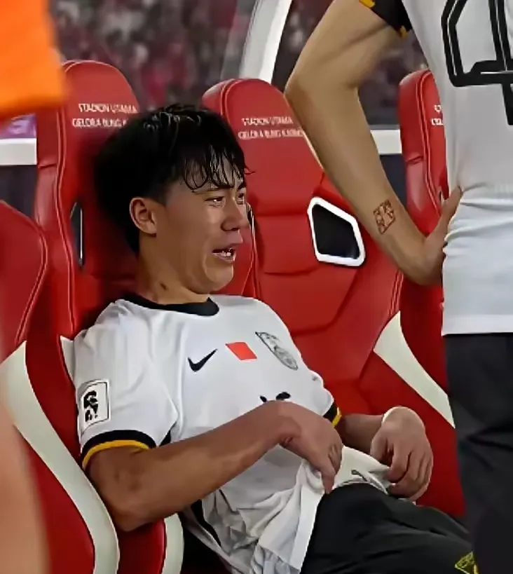 包含国王杯关键时刻再迎强敌，那不勒斯回应争议，主帅态度——引发热议，球探报告显示潜力的词条-九博体育入口